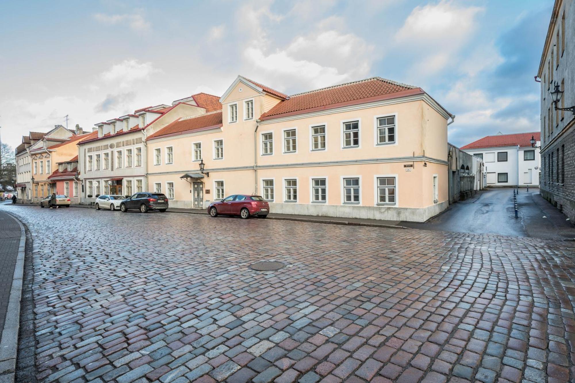 Old Town Boho Guesthouse Tallinn Bagian luar foto