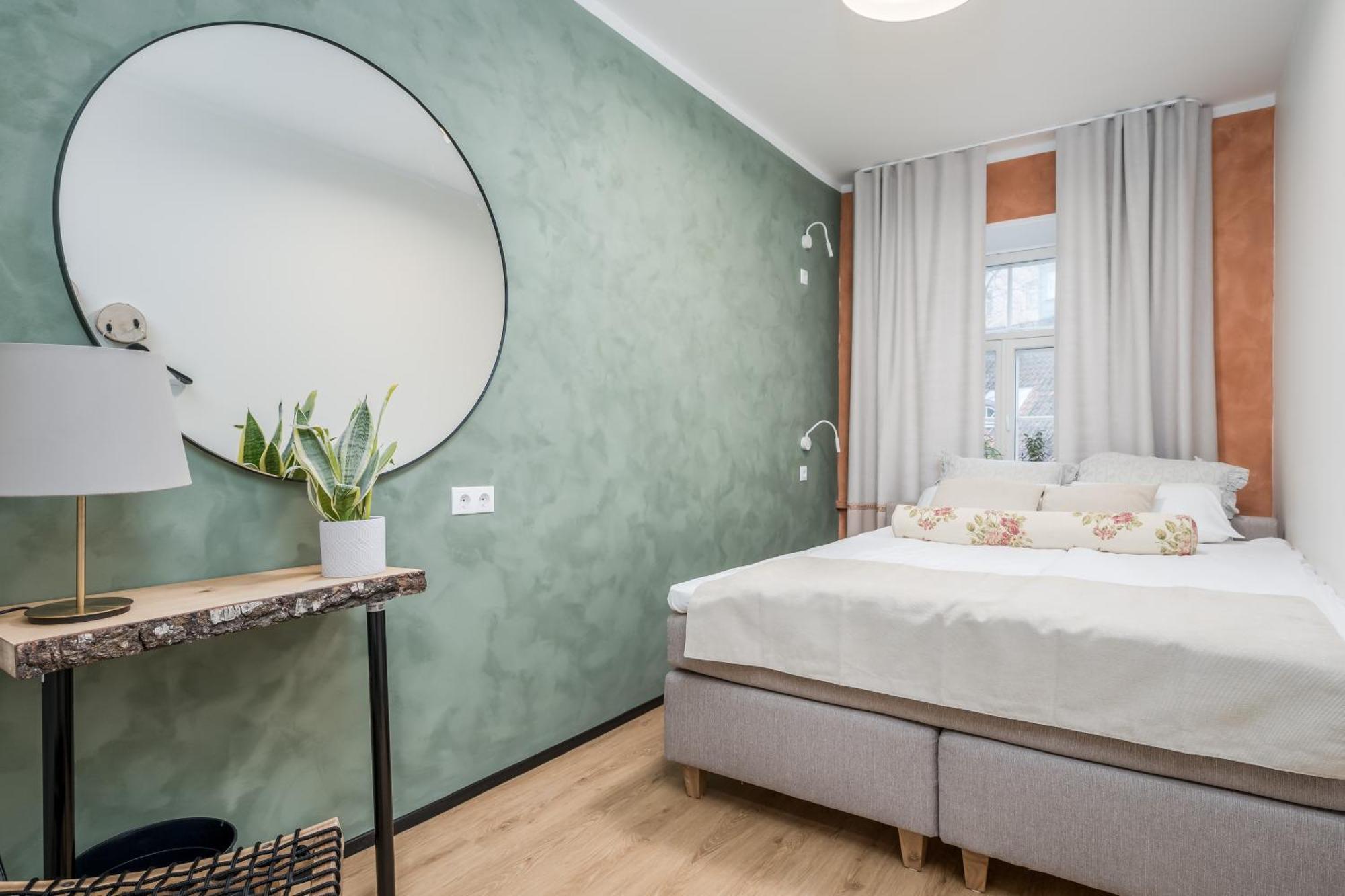 Old Town Boho Guesthouse Tallinn Bagian luar foto
